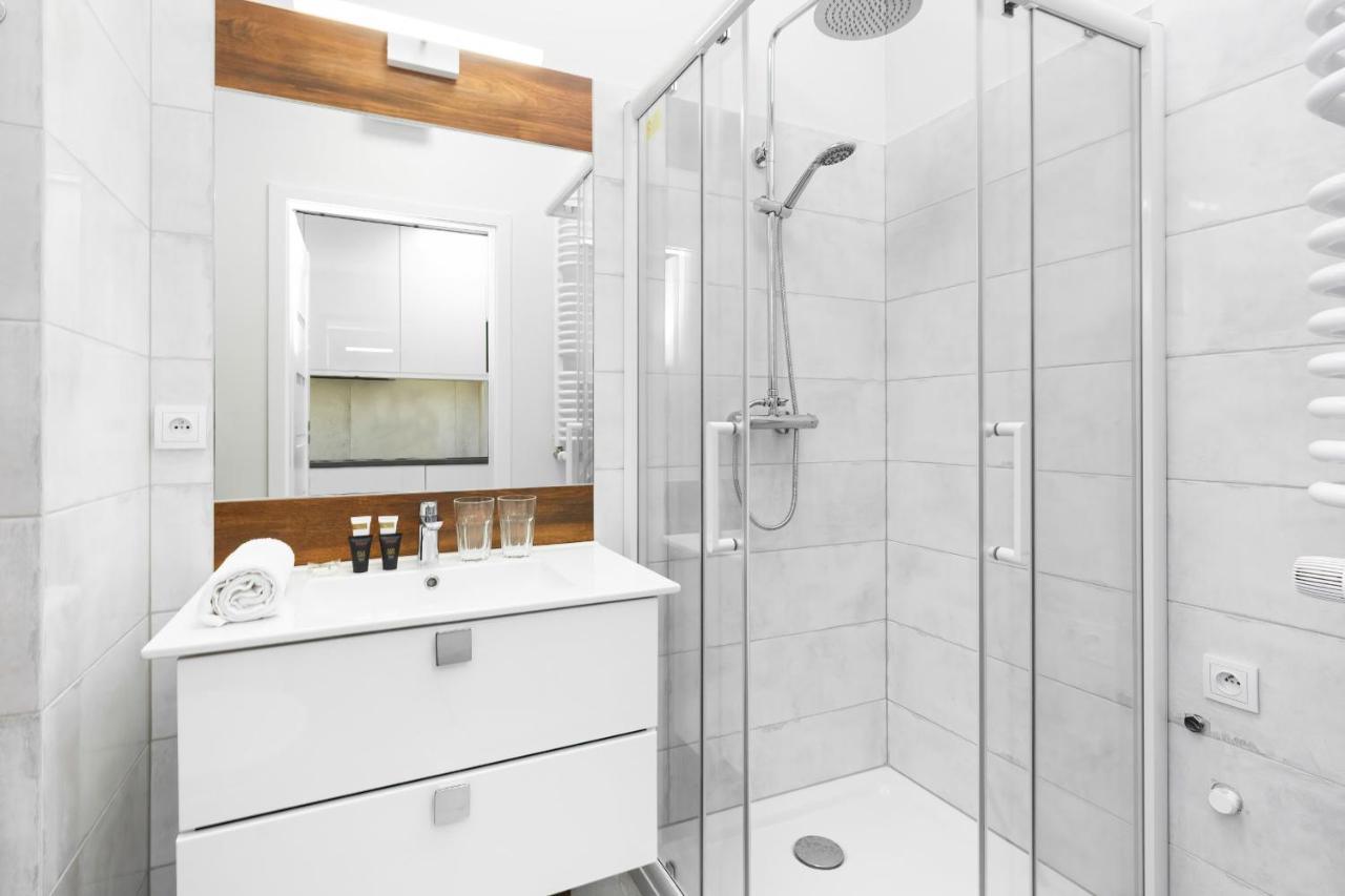 Warsaw Prymasa Tysiaclecia Business Centre By Noclegi Renters Ngoại thất bức ảnh