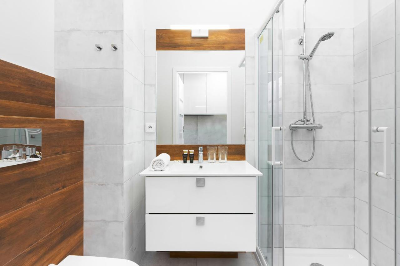 Warsaw Prymasa Tysiaclecia Business Centre By Noclegi Renters Ngoại thất bức ảnh