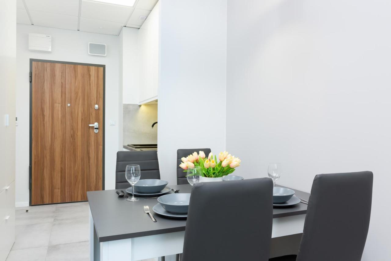 Warsaw Prymasa Tysiaclecia Business Centre By Noclegi Renters Ngoại thất bức ảnh